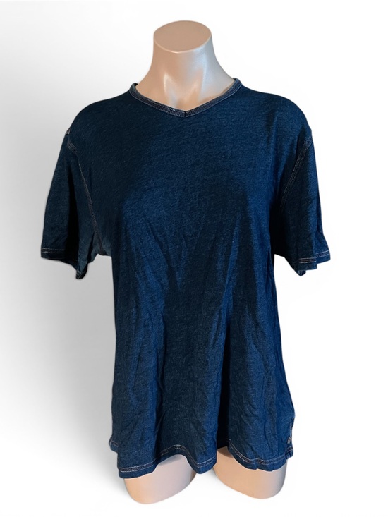 Robert Graham Tops - Robert Graham Women's Large V-Neck Navy Blue T-Shirt Short Sleeve Tee